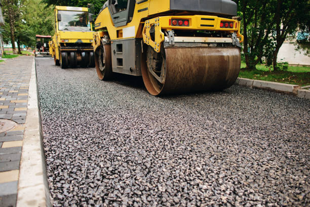 Best Local Driveway Pavers  in Keewatin, MN